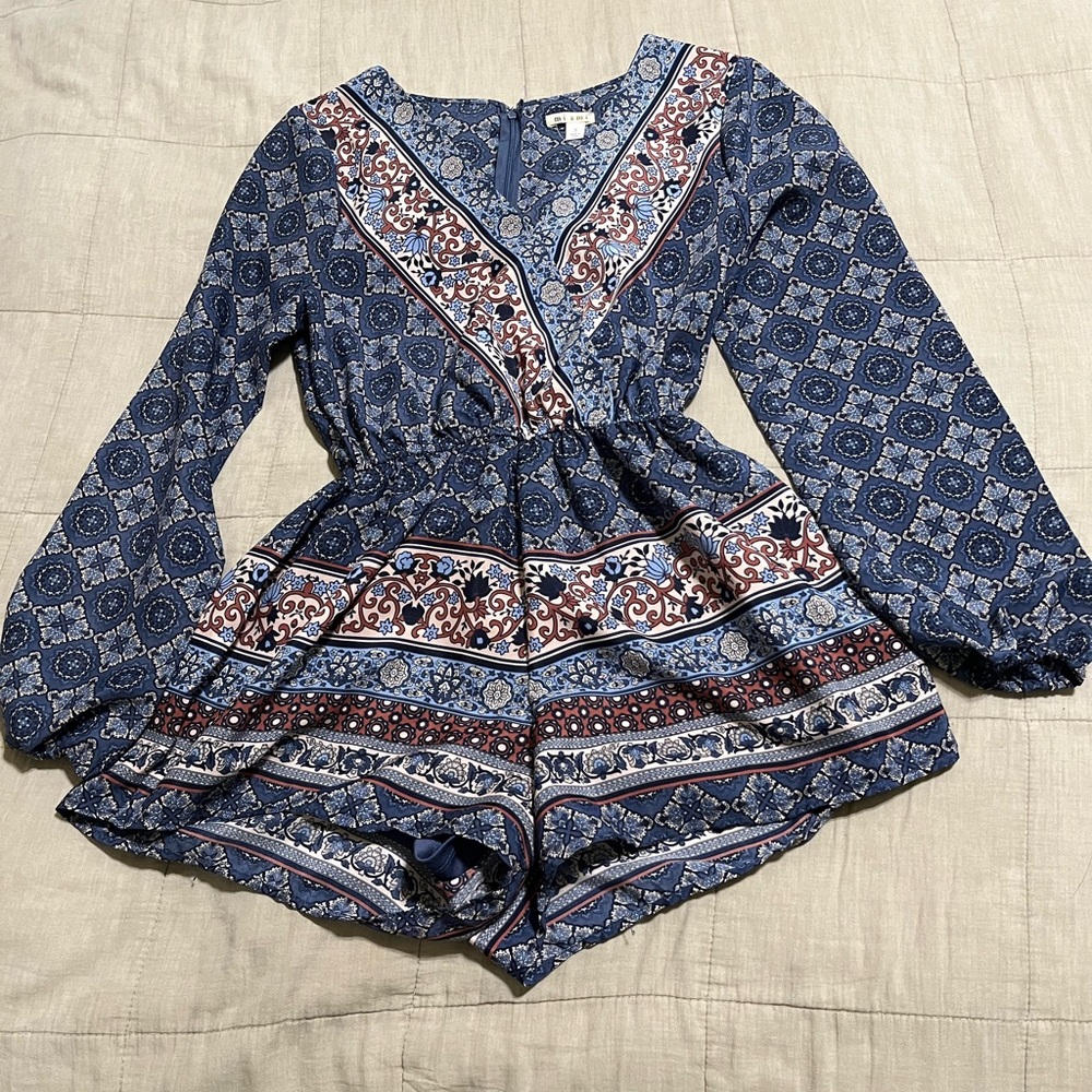 Long sleeve short western pattern jumper